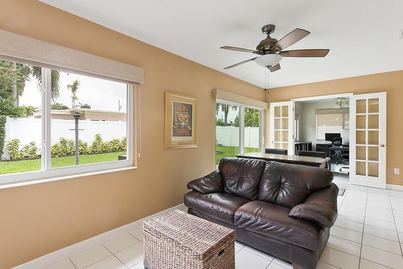 Bel-Air 32-10 B - Residential