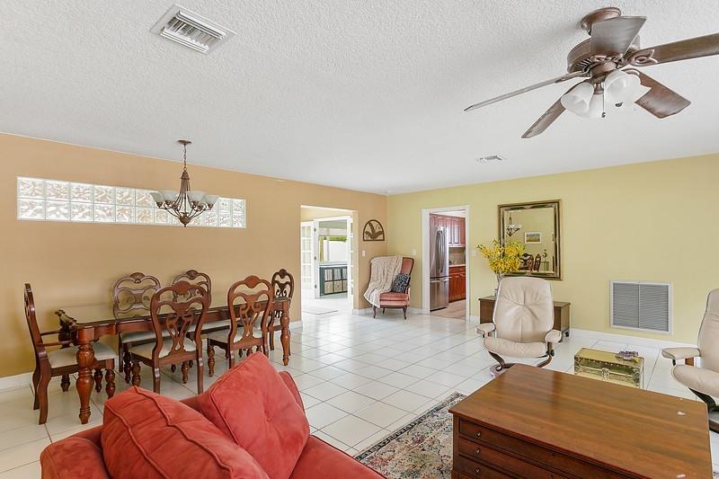 Bel-Air 32-10 B - Residential