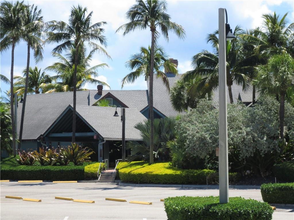 Bel-Air 32-10 B - Residential