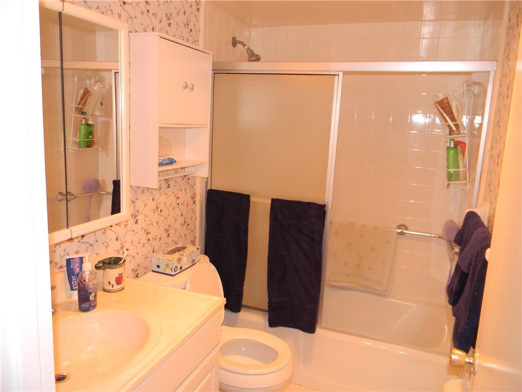 ASHLEY ARMS - Residential
