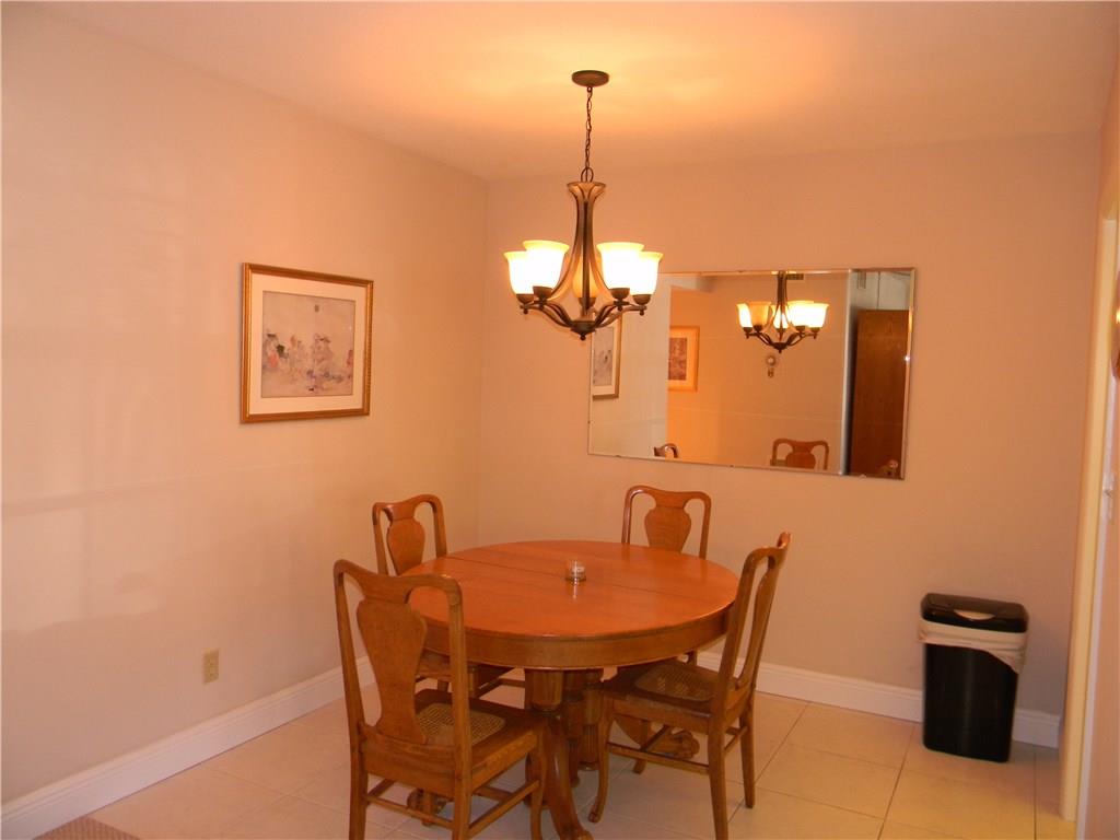 ASHLEY ARMS - Residential