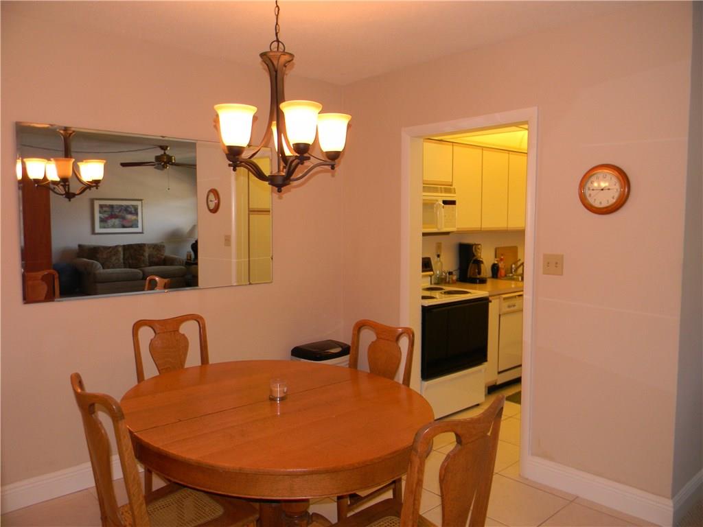 ASHLEY ARMS - Residential