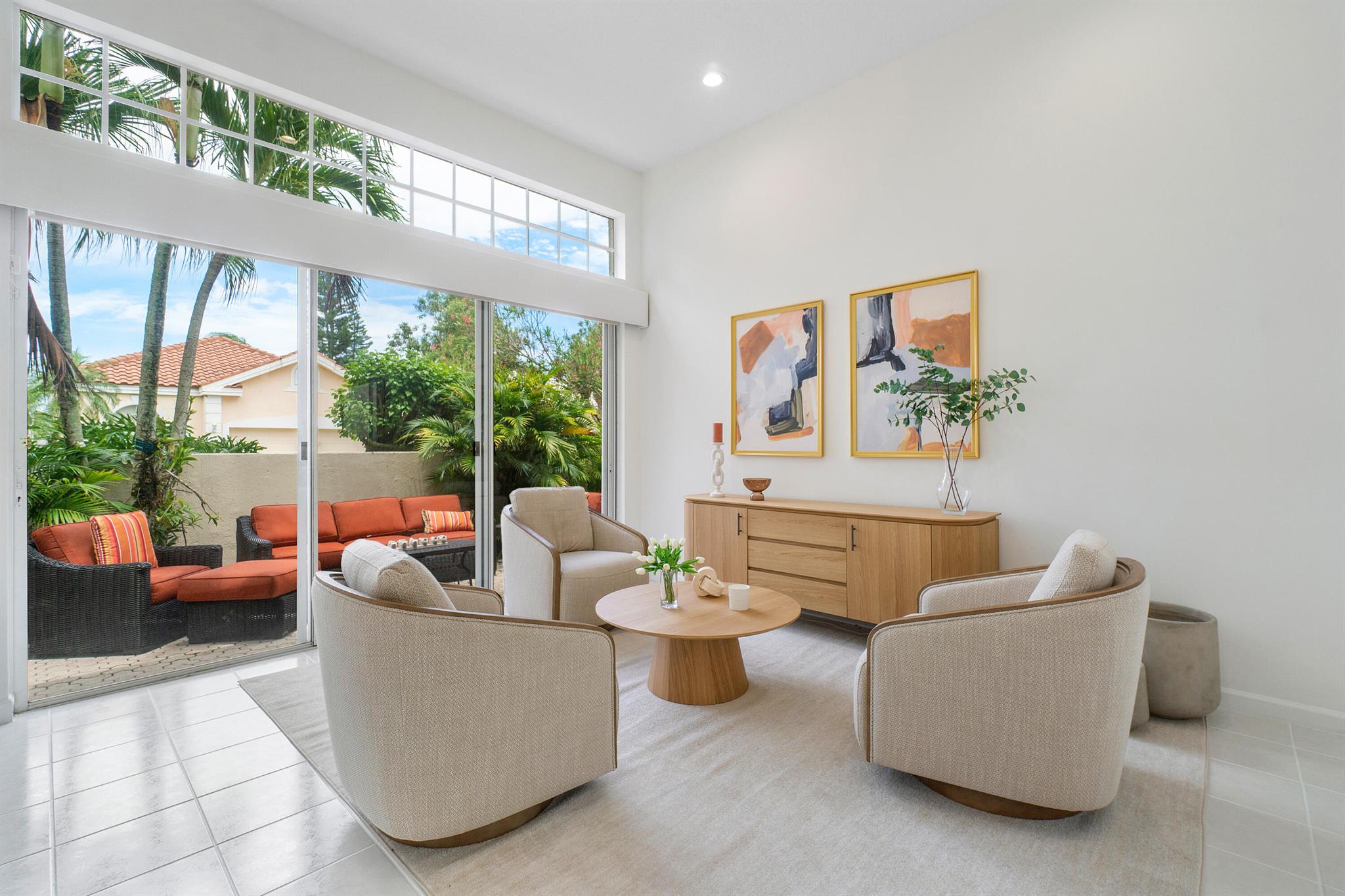 CORAL CAY - Residential Lease