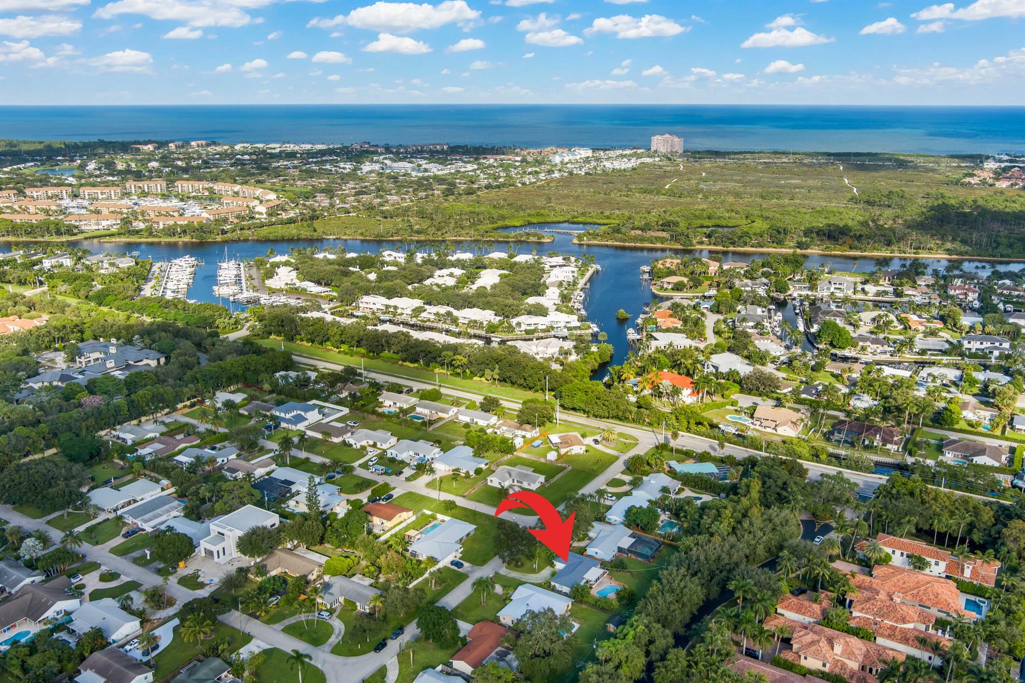 WATERWAY MANOR - Residential