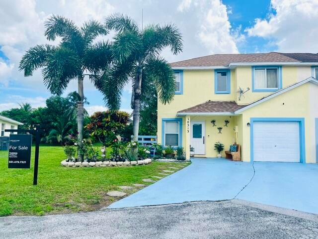Photo of 10313 BOYNTON PLACE Circle, Boynton Beach, FL 33437 (MLS # B26085643)
