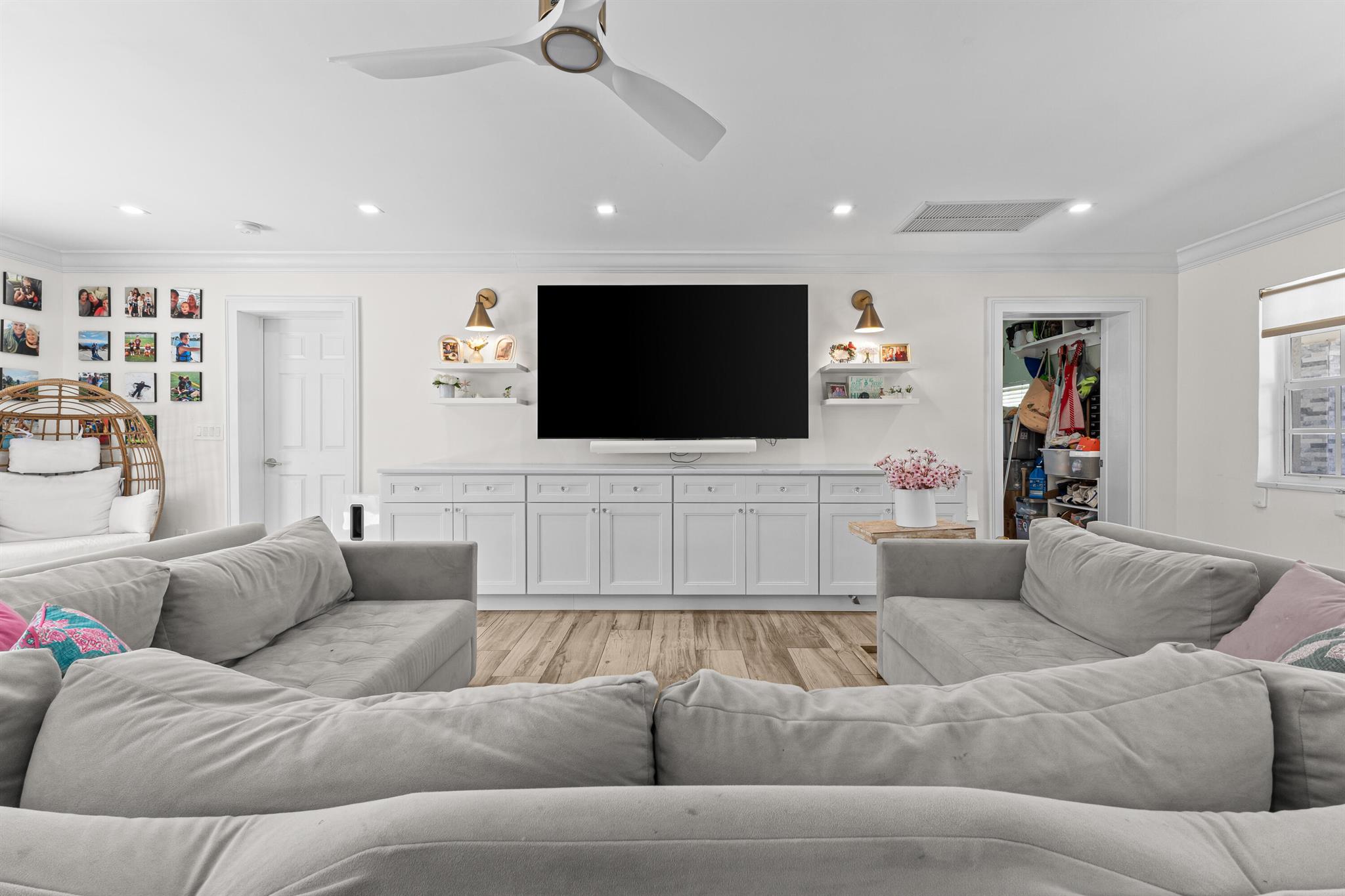 912 Roberts Road