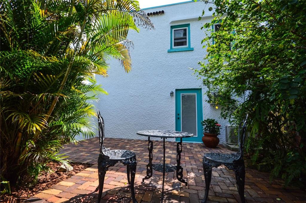 Rio Vista C J Hectors Res - Residential