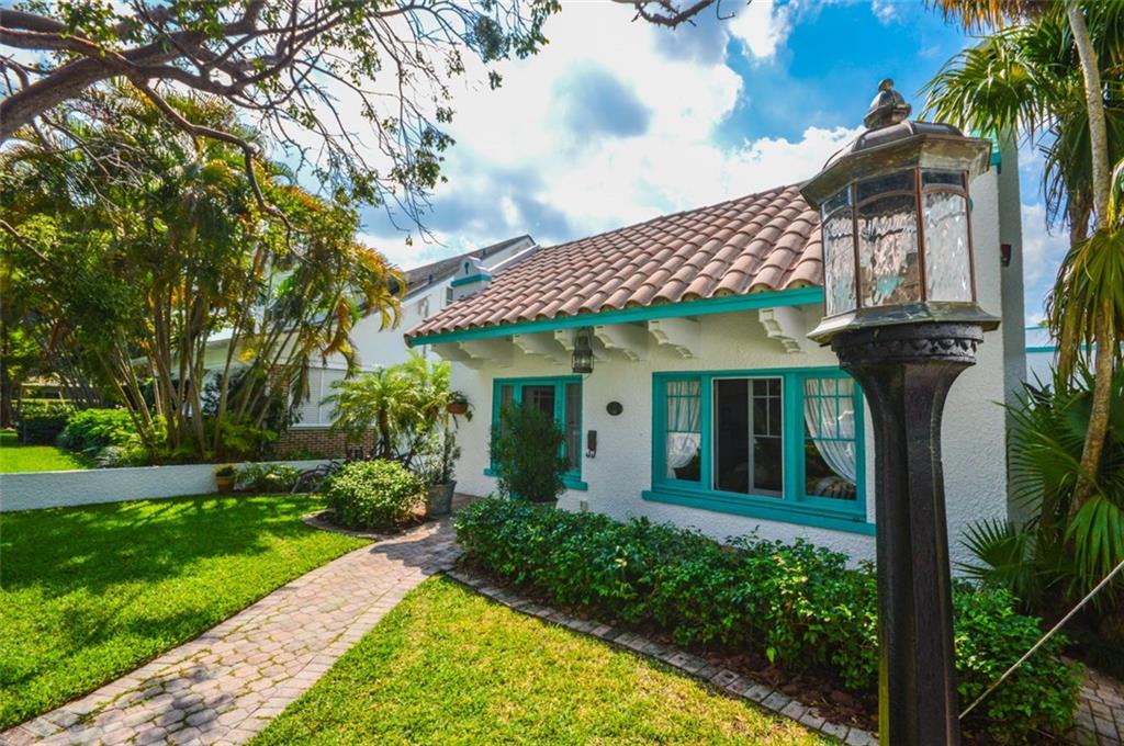 Rio Vista C J Hectors Res - Residential