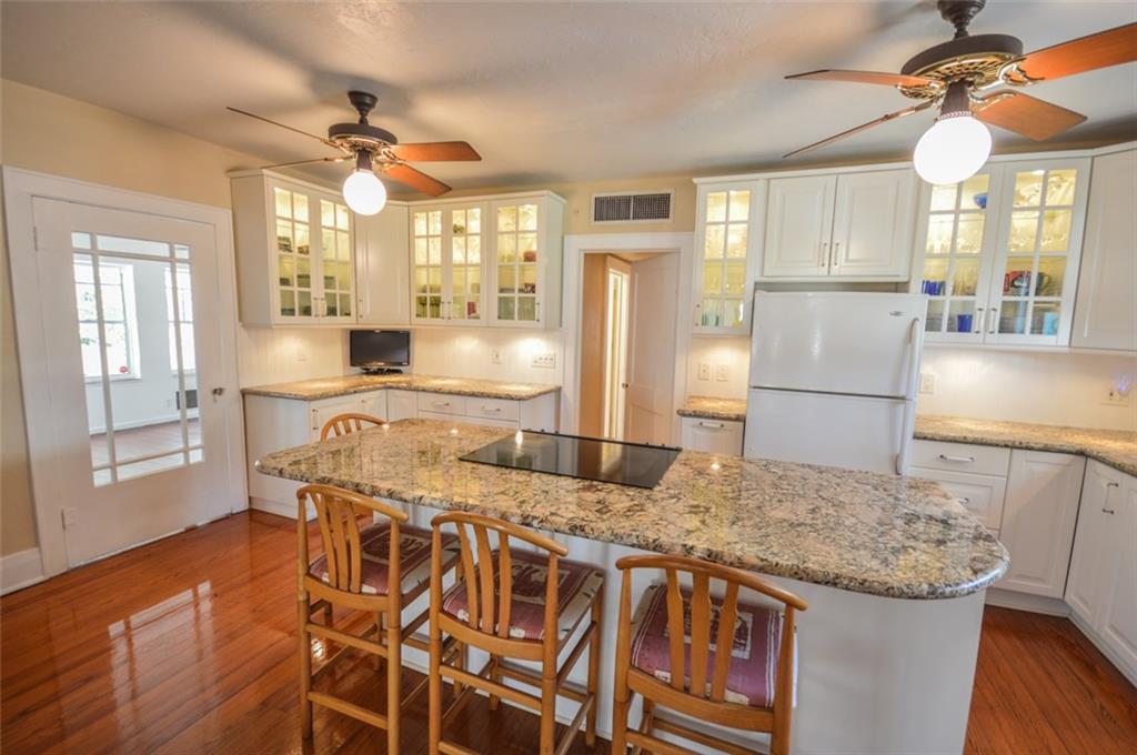 Rio Vista C J Hectors Res - Residential