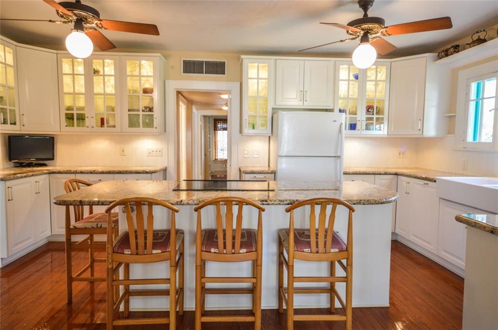 Rio Vista C J Hectors Res - Residential