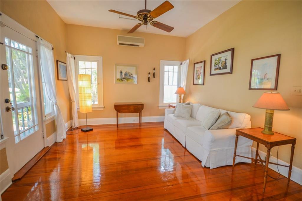 Rio Vista C J Hectors Res - Residential