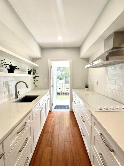 Photo of 11 SW 4th Avenue #8, Boca Raton, FL 33432 (MLS # R11134803)