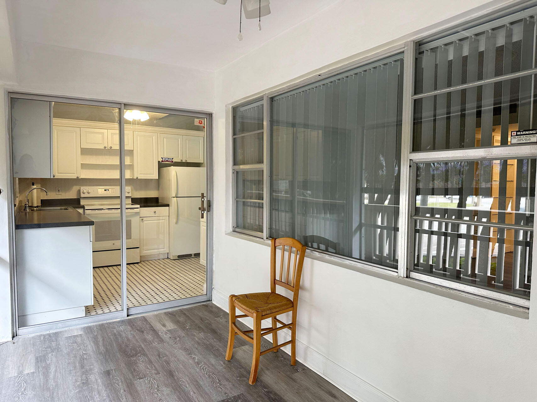 100 Royal Palm Way 2010