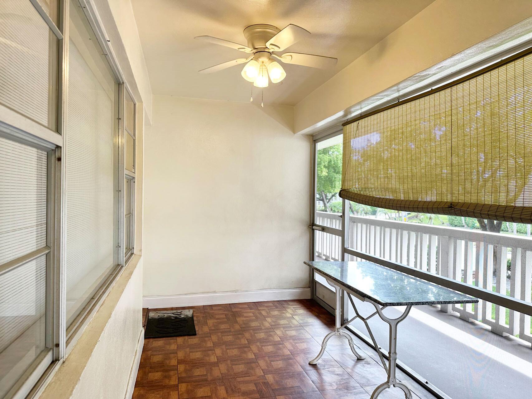 100 Royal Palm Way 2010