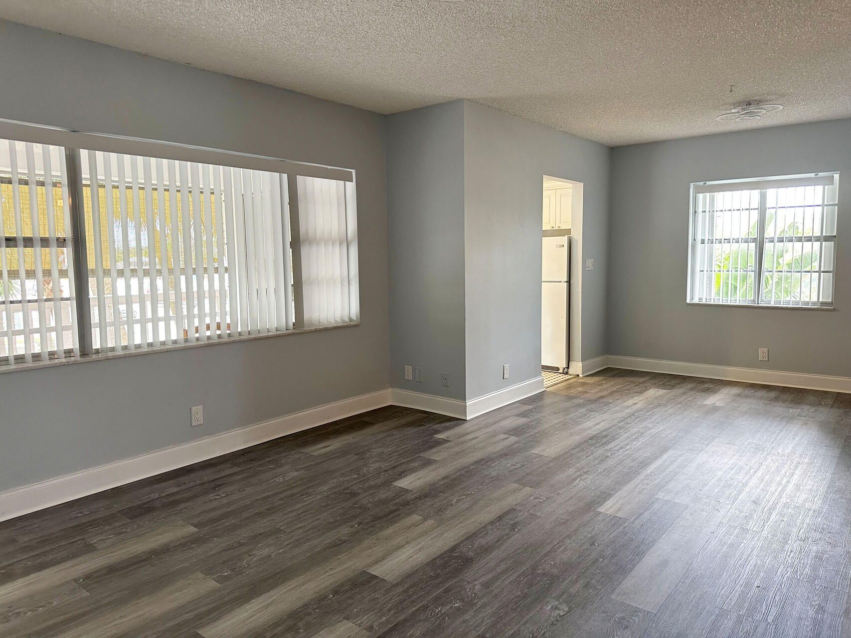 100 Royal Palm Way 2010