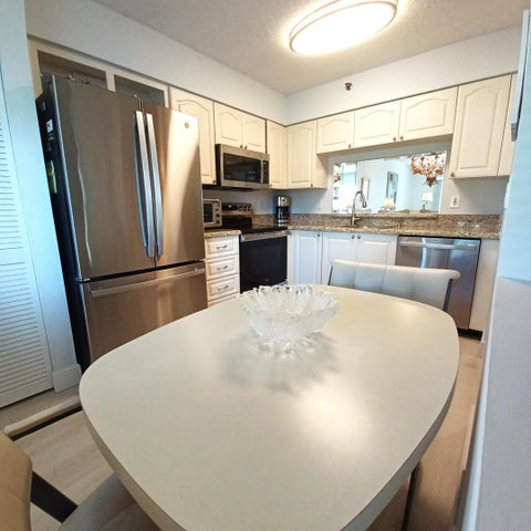 Tiny photo for 7260 Kinghurst Drive #406, Delray Beach, FL 33446 (MLS # B26034689)