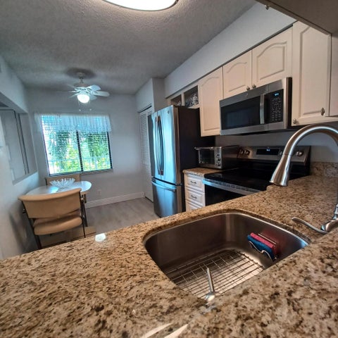 Tiny photo for 7260 Kinghurst Drive #406, Delray Beach, FL 33446 (MLS # B26034689)