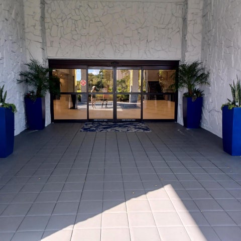 Tiny photo for 7260 Kinghurst Drive #406, Delray Beach, FL 33446 (MLS # B26034689)