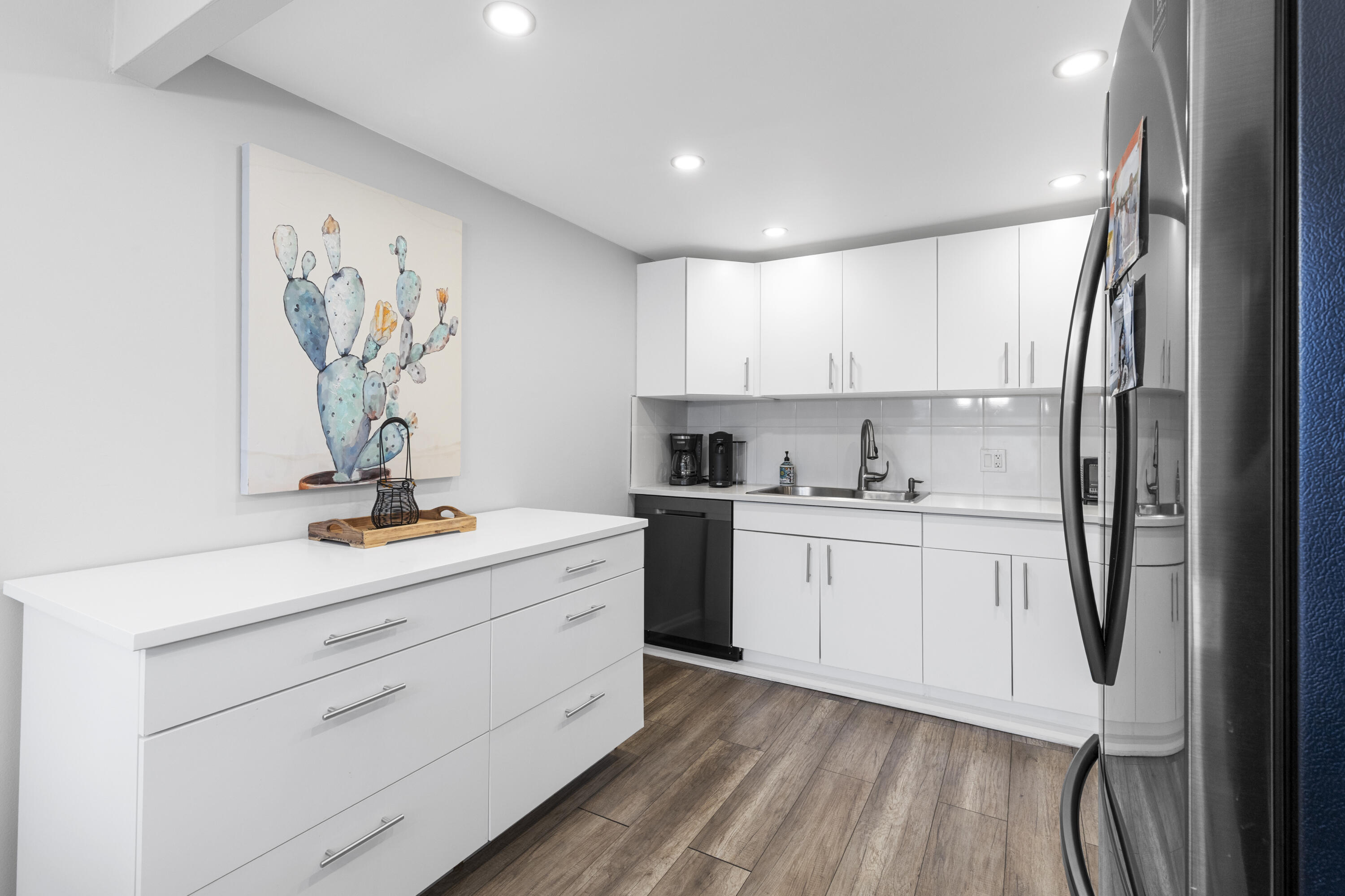 1032 Ventnor H Crescent H