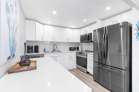 Tiny photo for 1032 Ventnor H Crescent #H, Deerfield Beach, FL 33442 (MLS # B26014796)