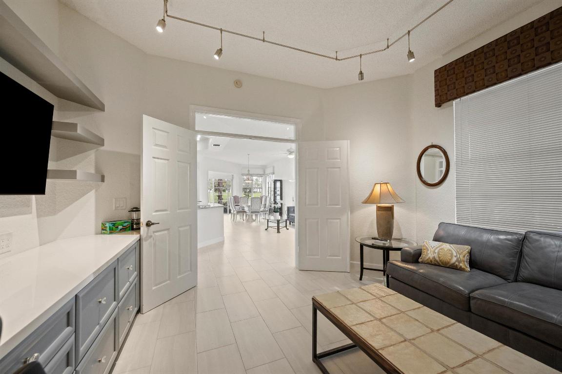 ANDOVER - Wycliffe - Residential