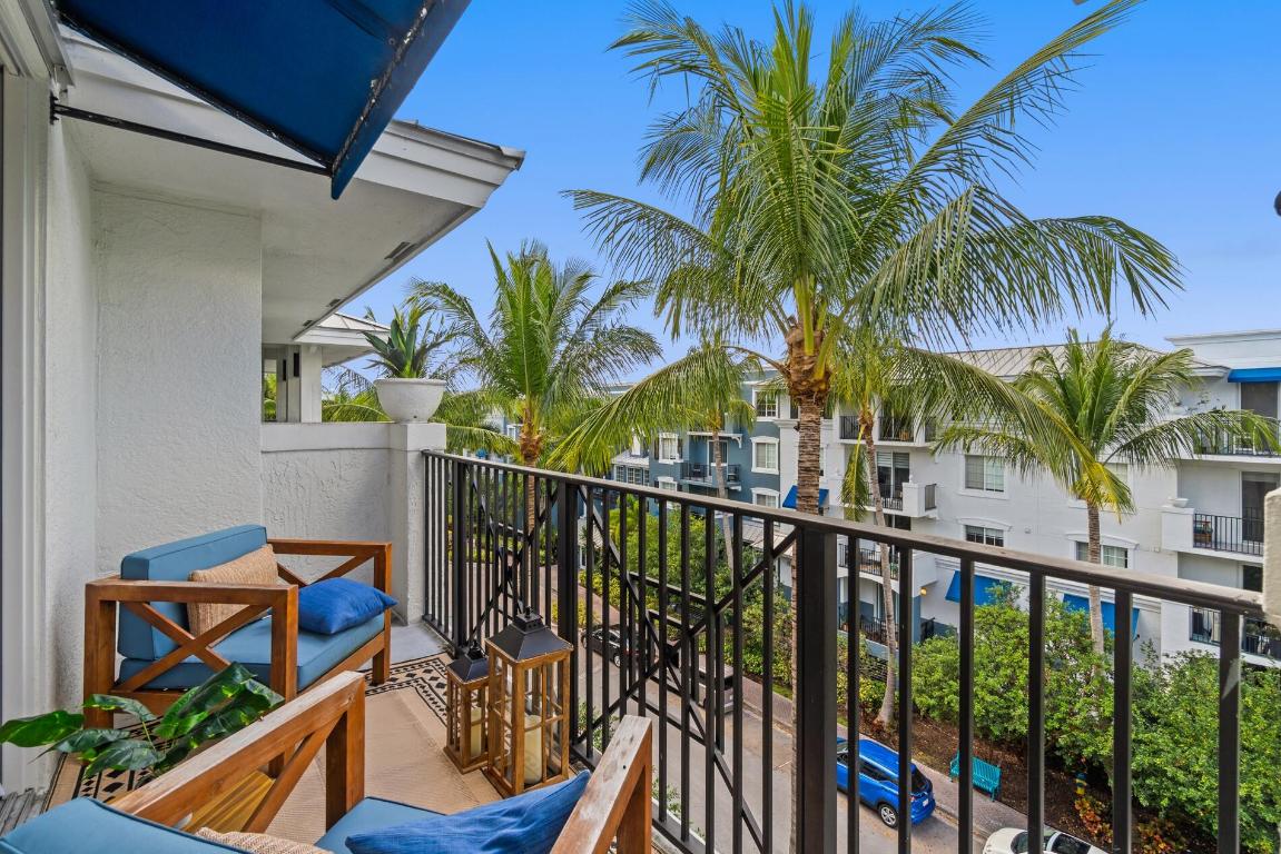 PINEAPPLE GROVE VILLAGE CONDO - Residential