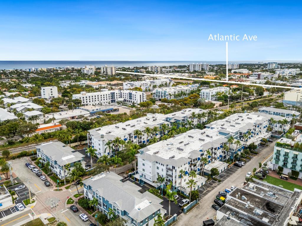 PINEAPPLE GROVE VILLAGE CONDO - Residential