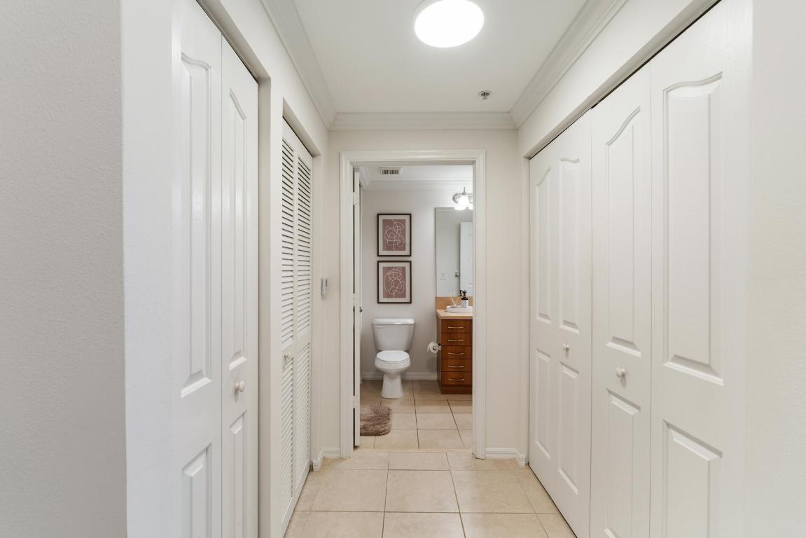 PINEAPPLE GROVE VILLAGE CONDO - Residential