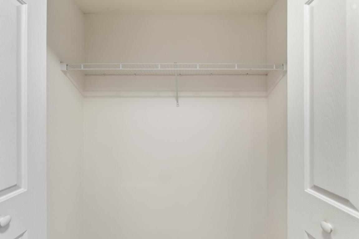 PINEAPPLE GROVE VILLAGE CONDO - Residential