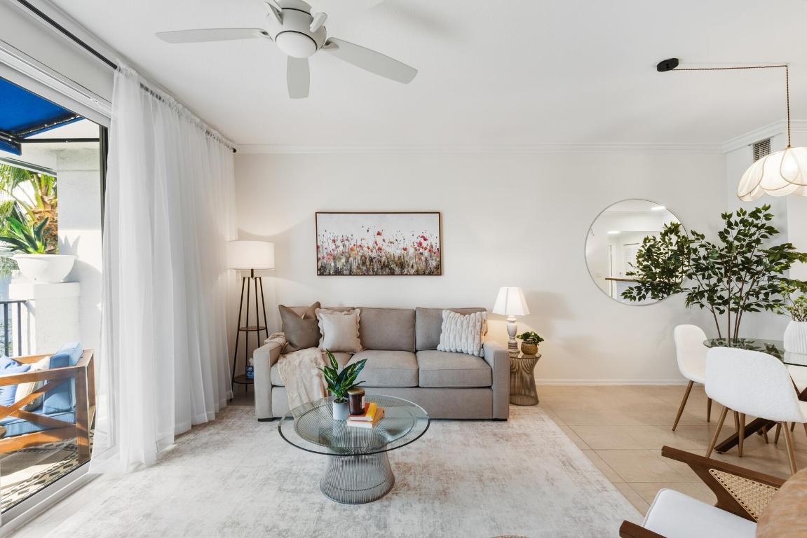 PINEAPPLE GROVE VILLAGE CONDO - Residential