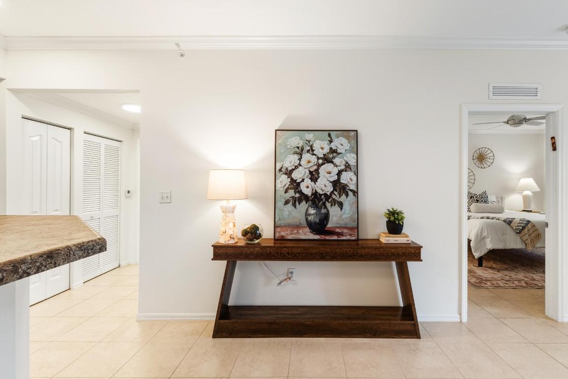 PINEAPPLE GROVE VILLAGE CONDO - Residential