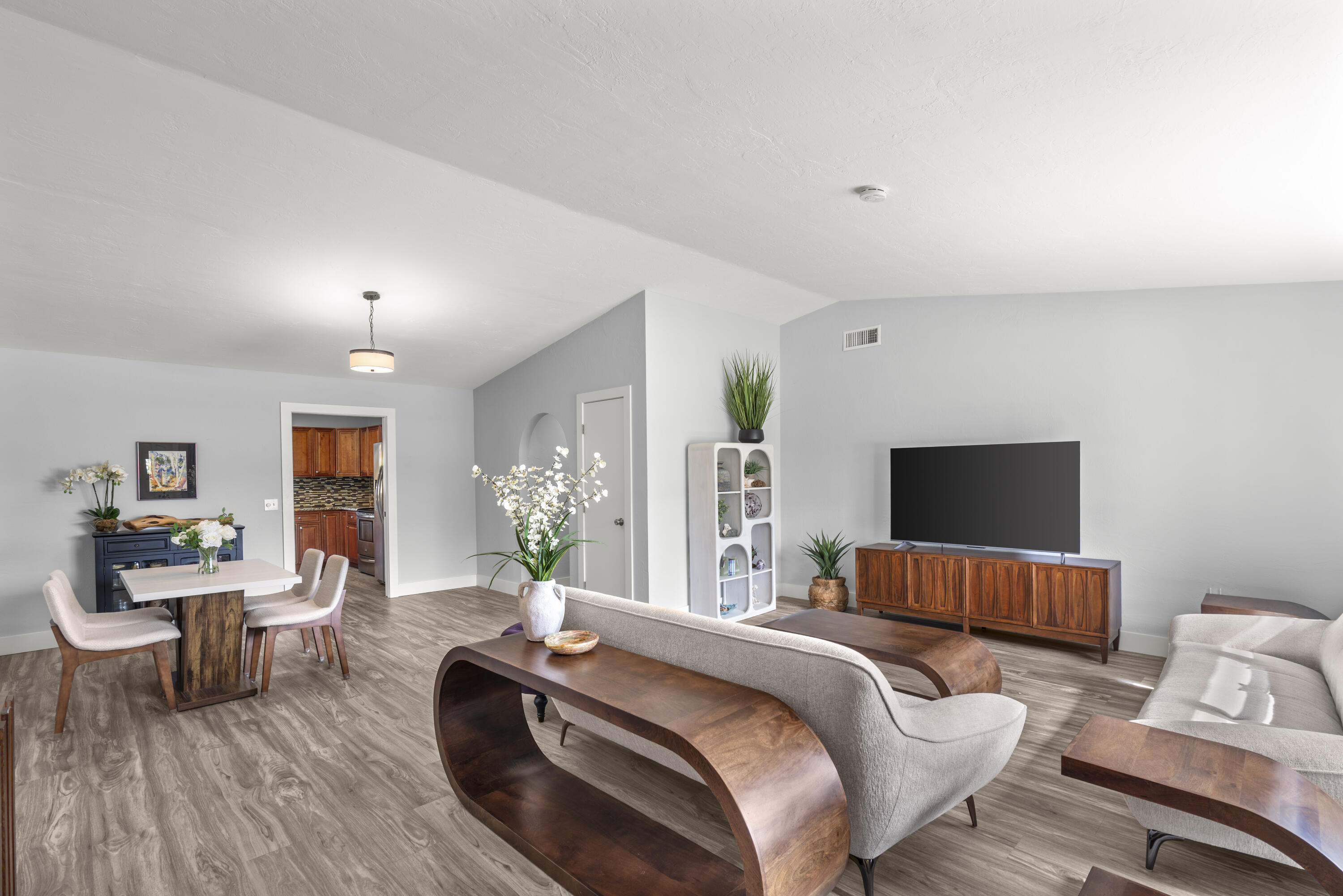 2033 SE Allamanda Drive