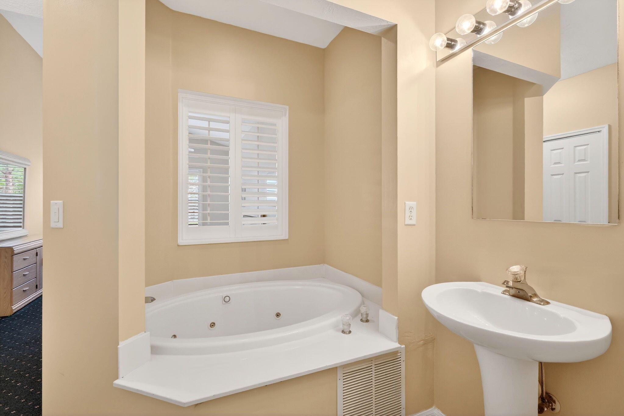 GOLF VILLAS II CONDOMINIUM - Residential