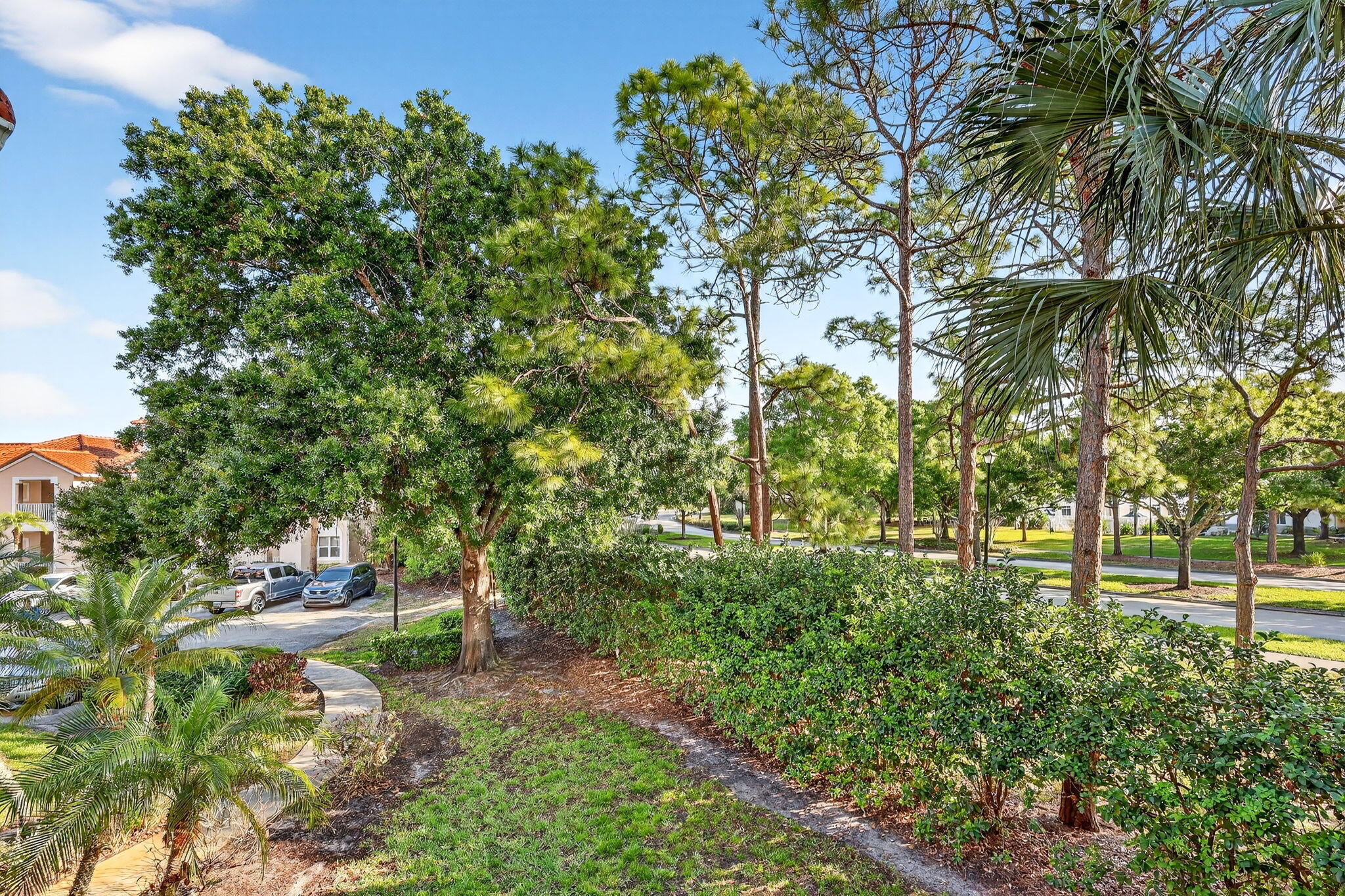 GOLF VILLAS II CONDOMINIUM - Residential