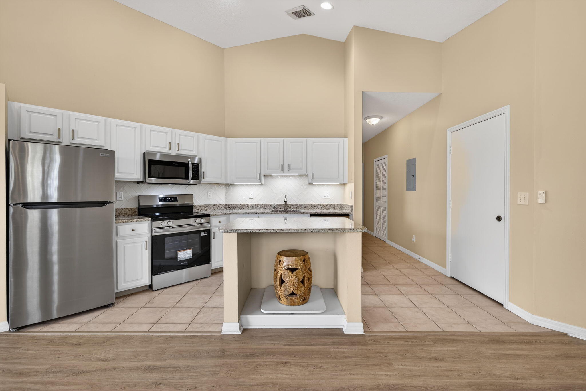 GOLF VILLAS II CONDOMINIUM - Residential