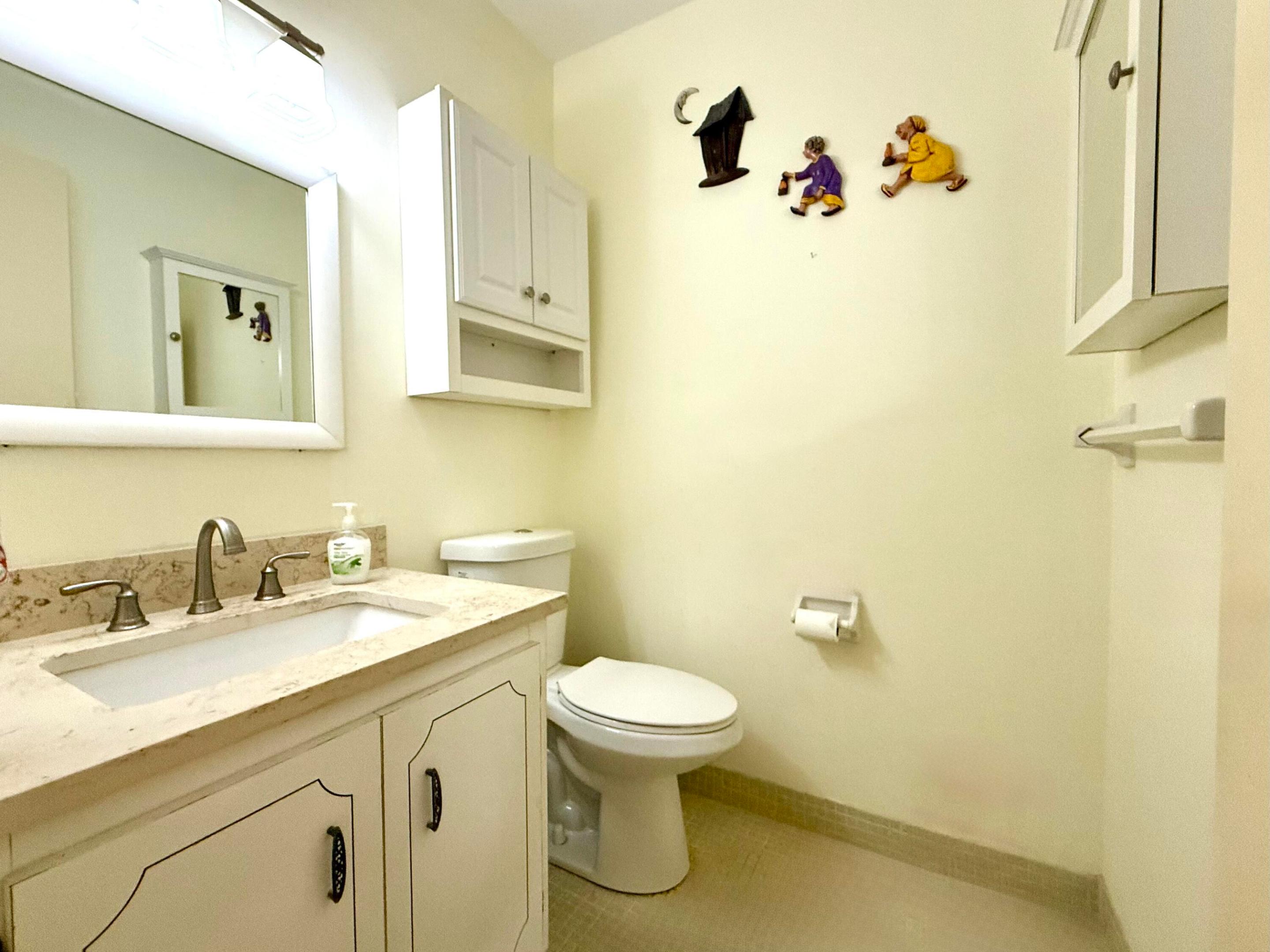 HIGH POINT WEST CONDO 2 - Residential