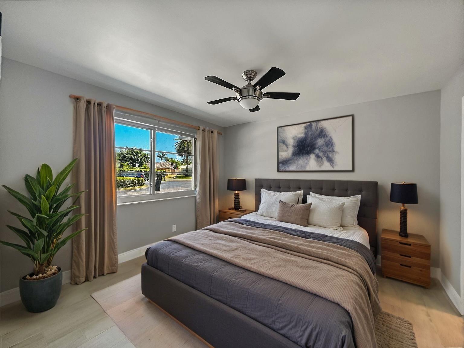 801 NE 18th Ct 105