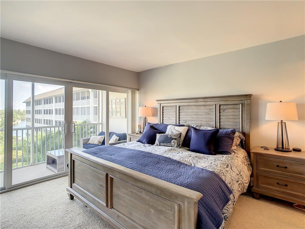 River House Towers Condo - Residential