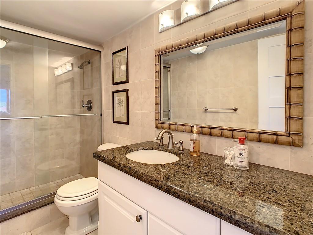 River House Towers Condo - Residential