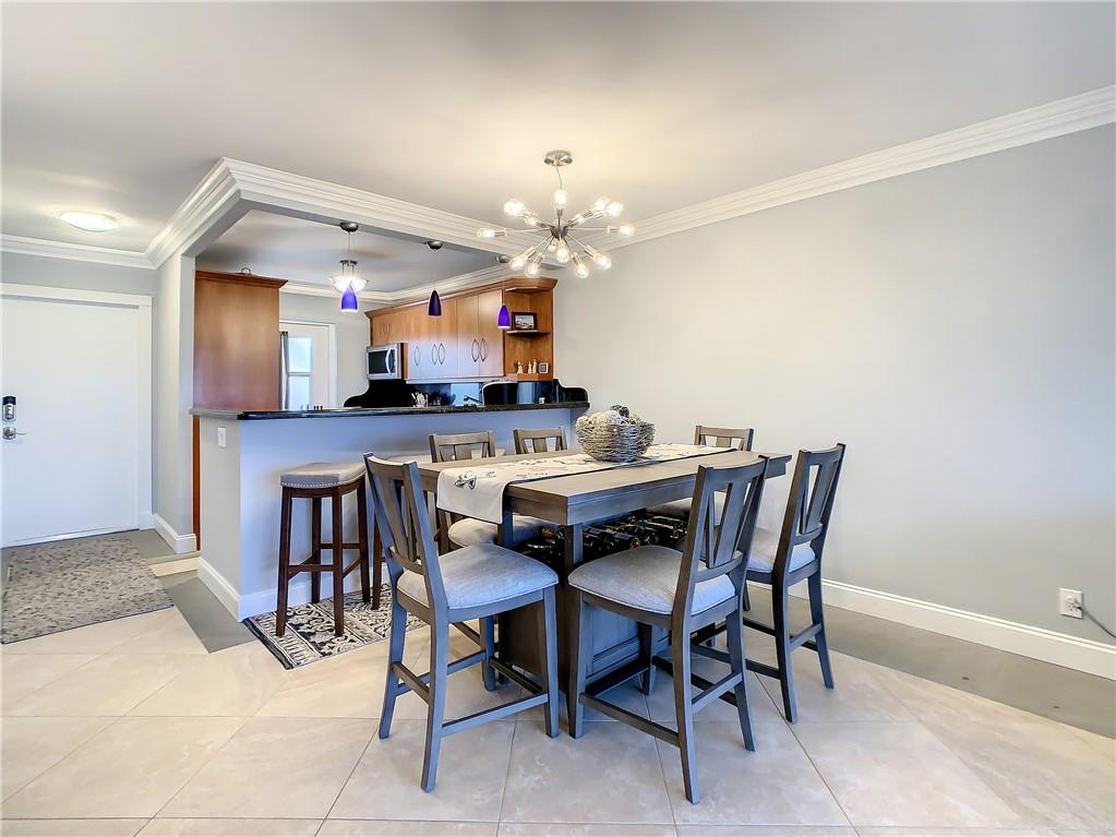 River House Towers Condo - Residential