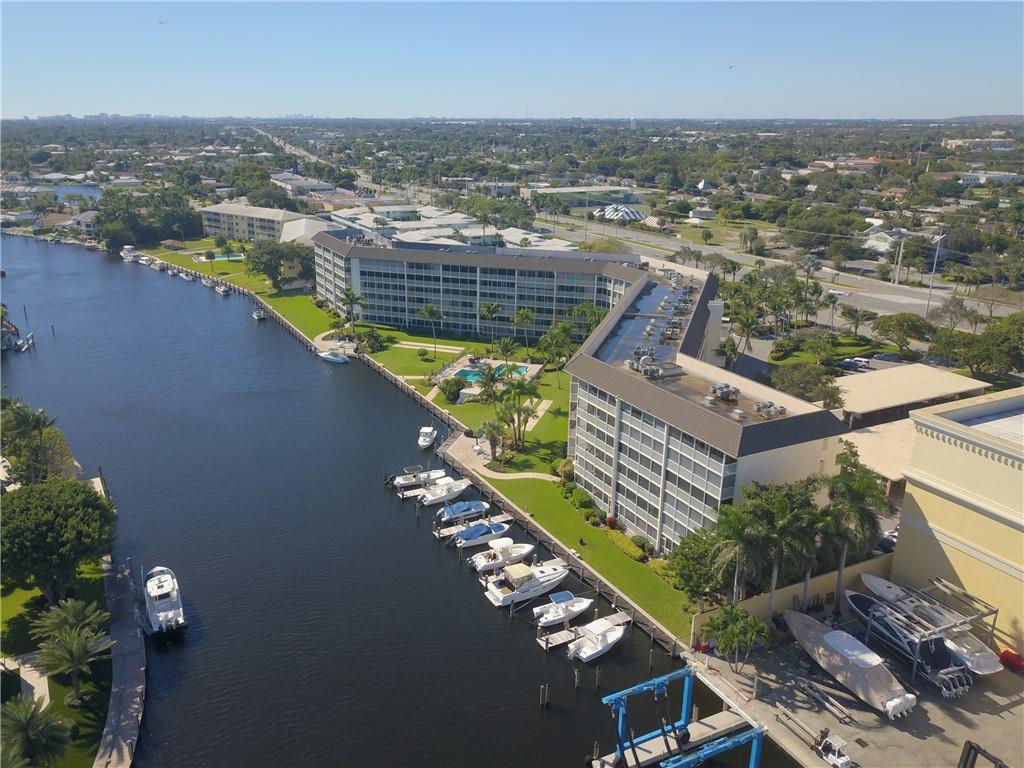 River House Towers Condo - Residential