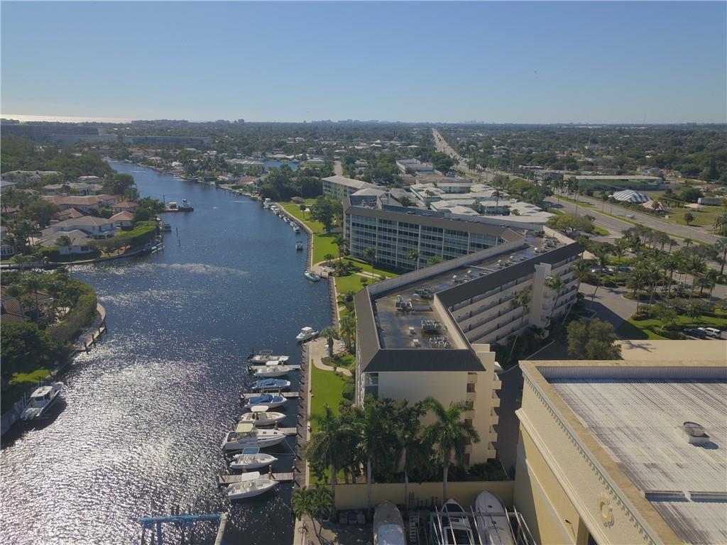 River House Towers Condo - Residential