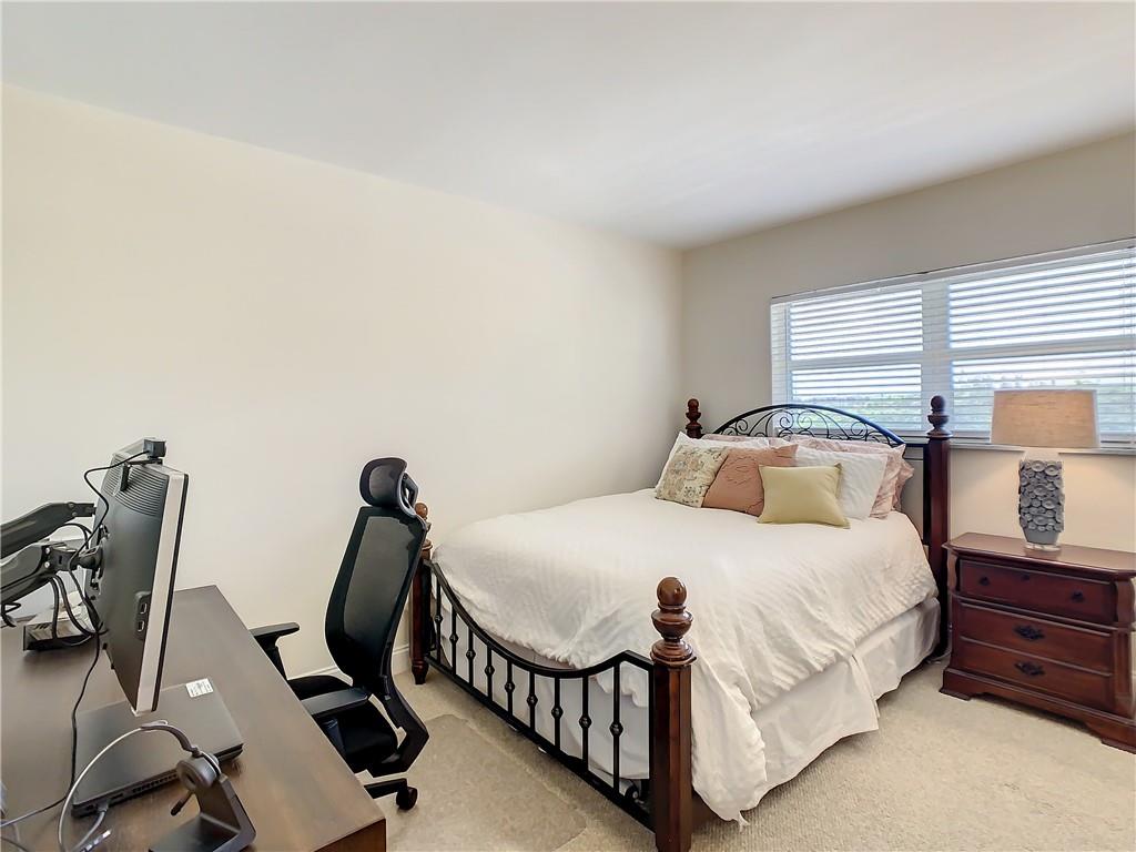 River House Towers Condo - Residential