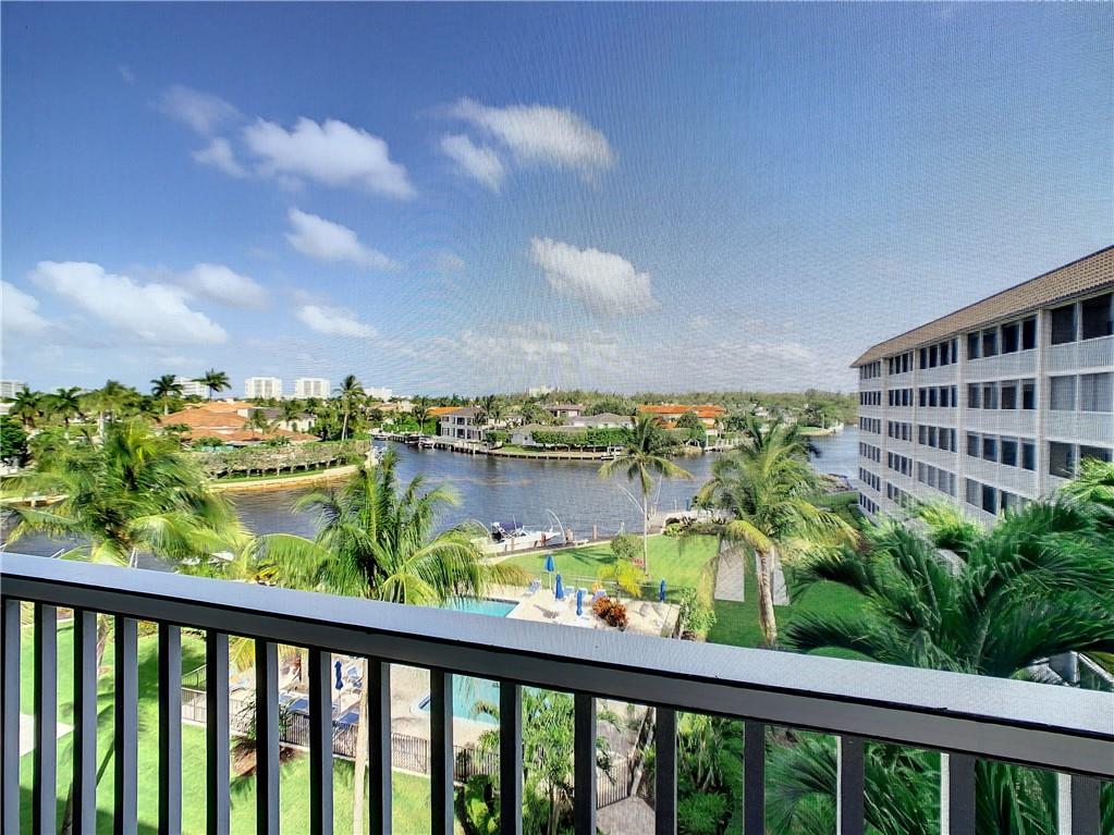 River House Towers Condo - Residential