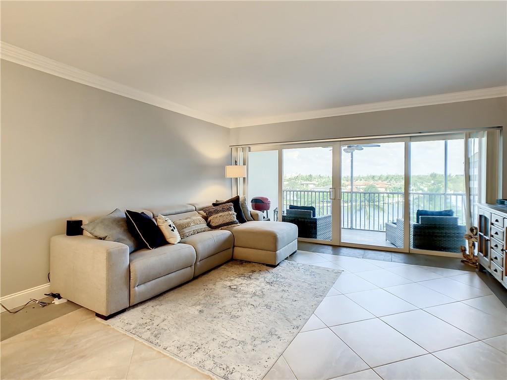 River House Towers Condo - Residential