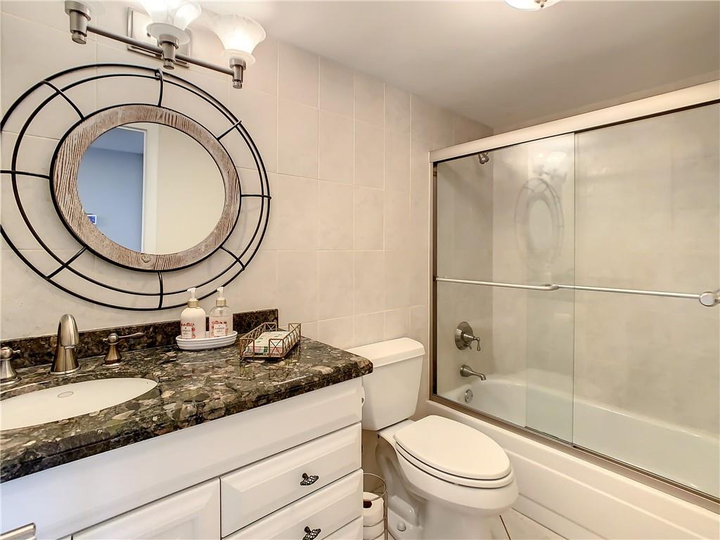 River House Towers Condo - Residential