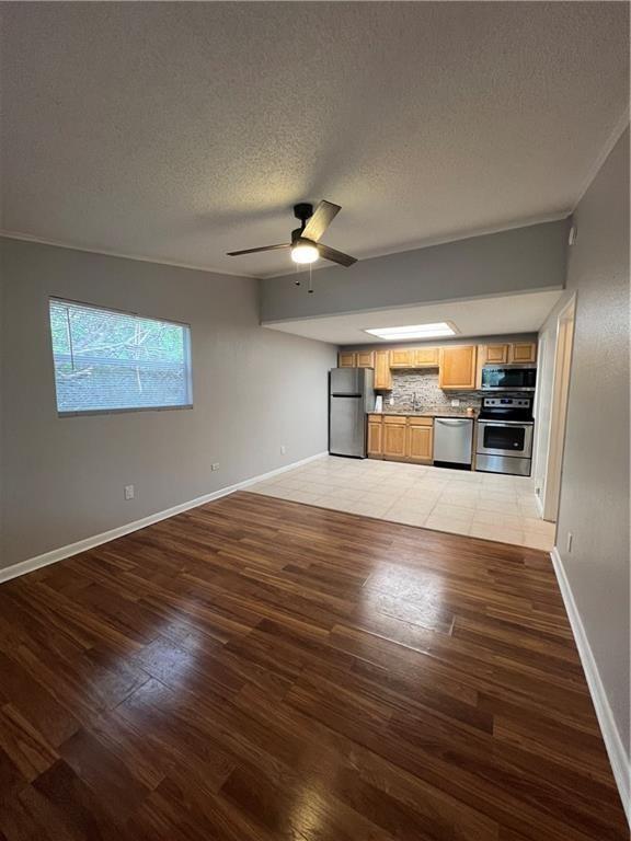 VILLAS AT INDIAN RIVER - Residential Lease