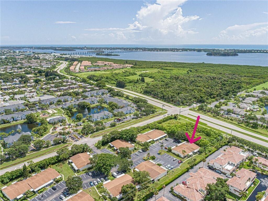 VILLAS AT INDIAN RIVER - Residential Lease