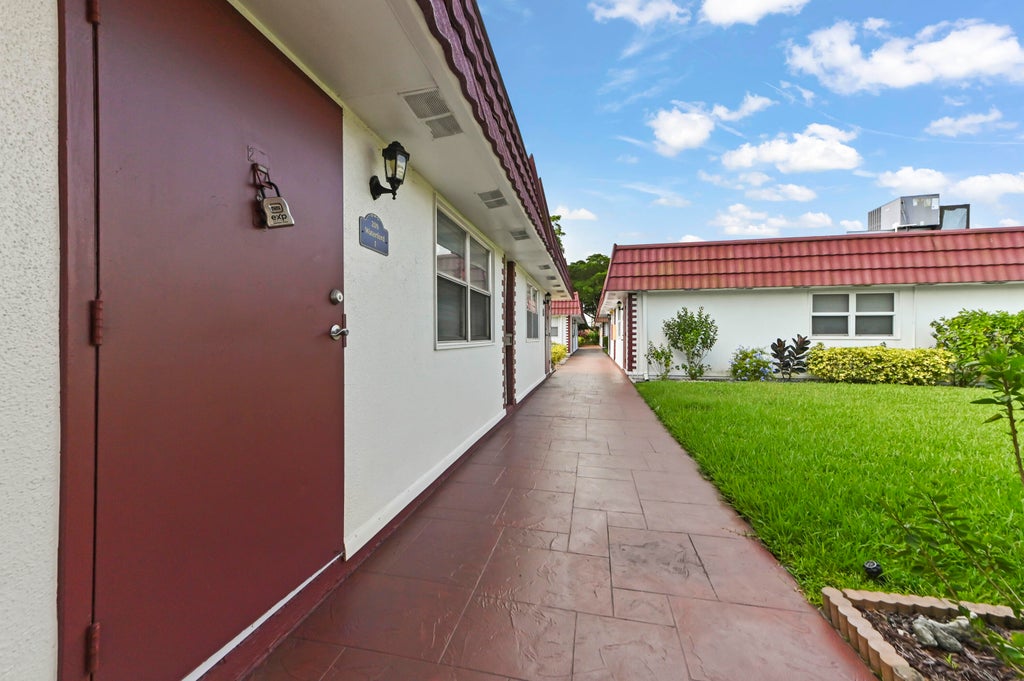 Photo of 209 WATERFORD I, Delray Beach, FL 33446 (MLS # B26054690)