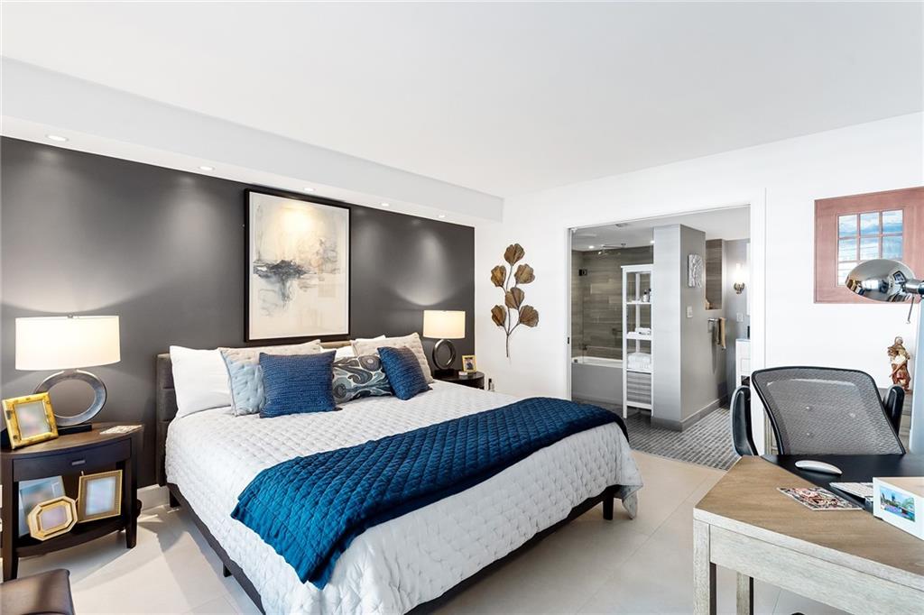 Playa Del Mar - Residential